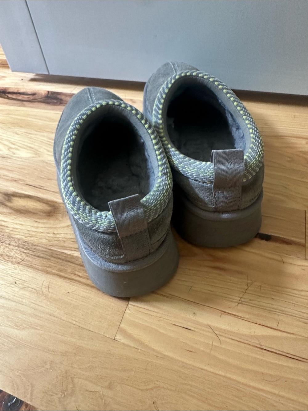 Cozy Slip-On Sneakers in Gray with Yellow Accent